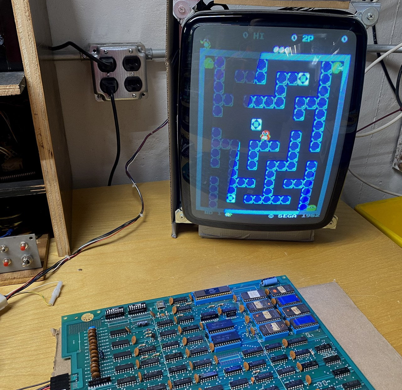Pengo Arcade PCB, Works