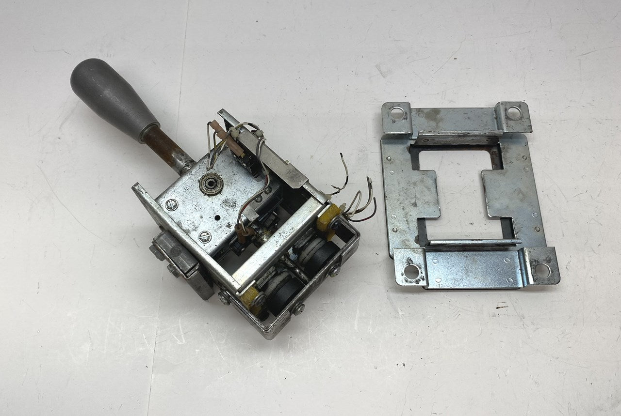 4 Speed Shifter (Daytona USA)