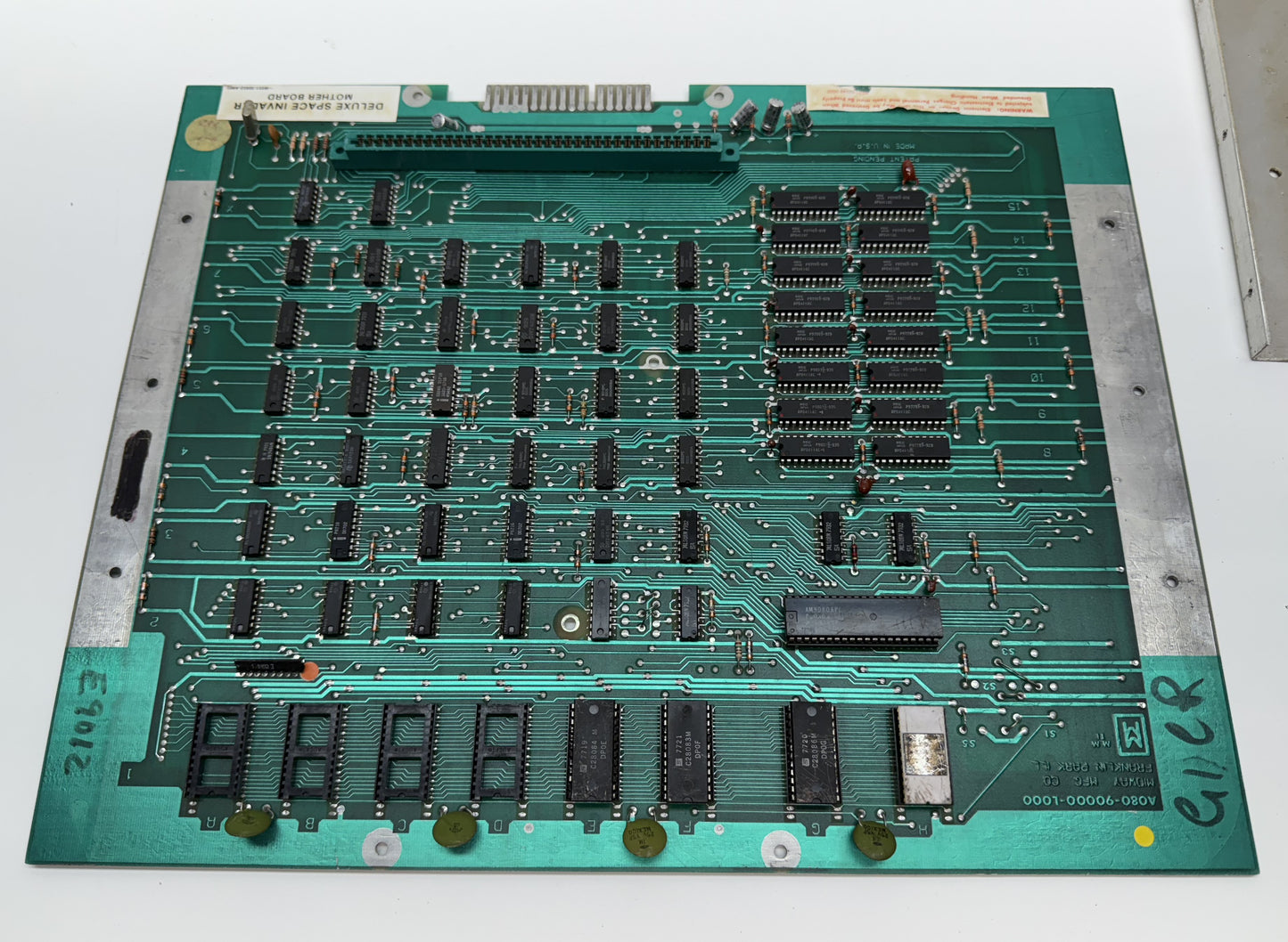 Space Invaders Deluxe Boardset, Untested