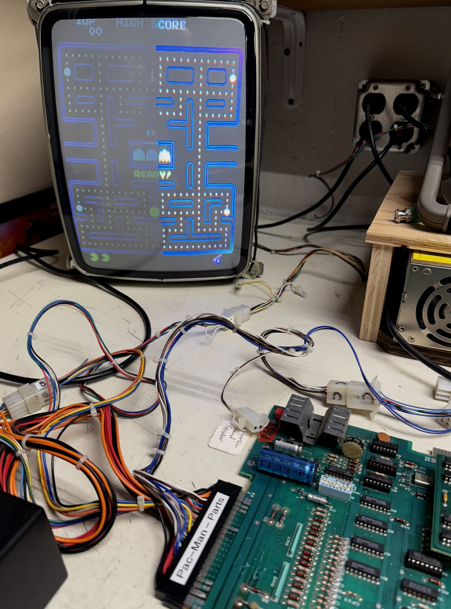 Pac-Man Circuit Board, Working