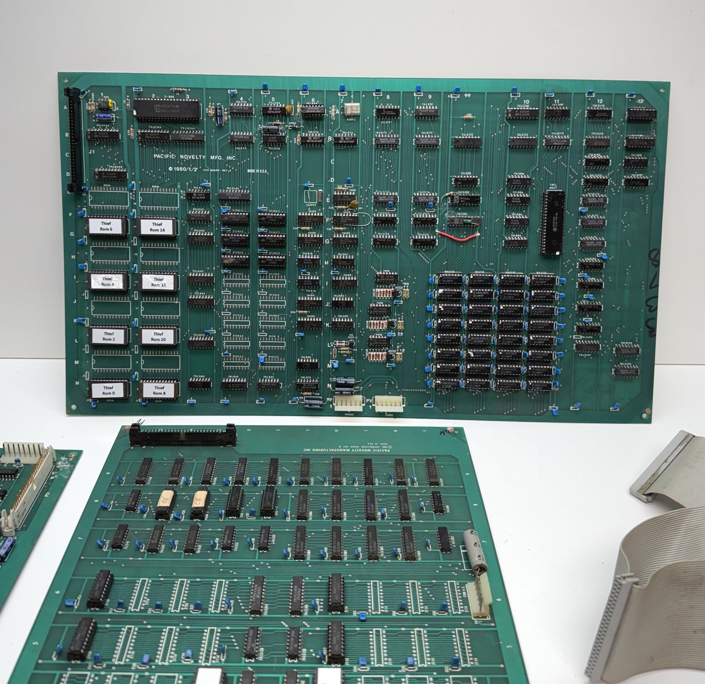 Thief Circuit Boardset, Works