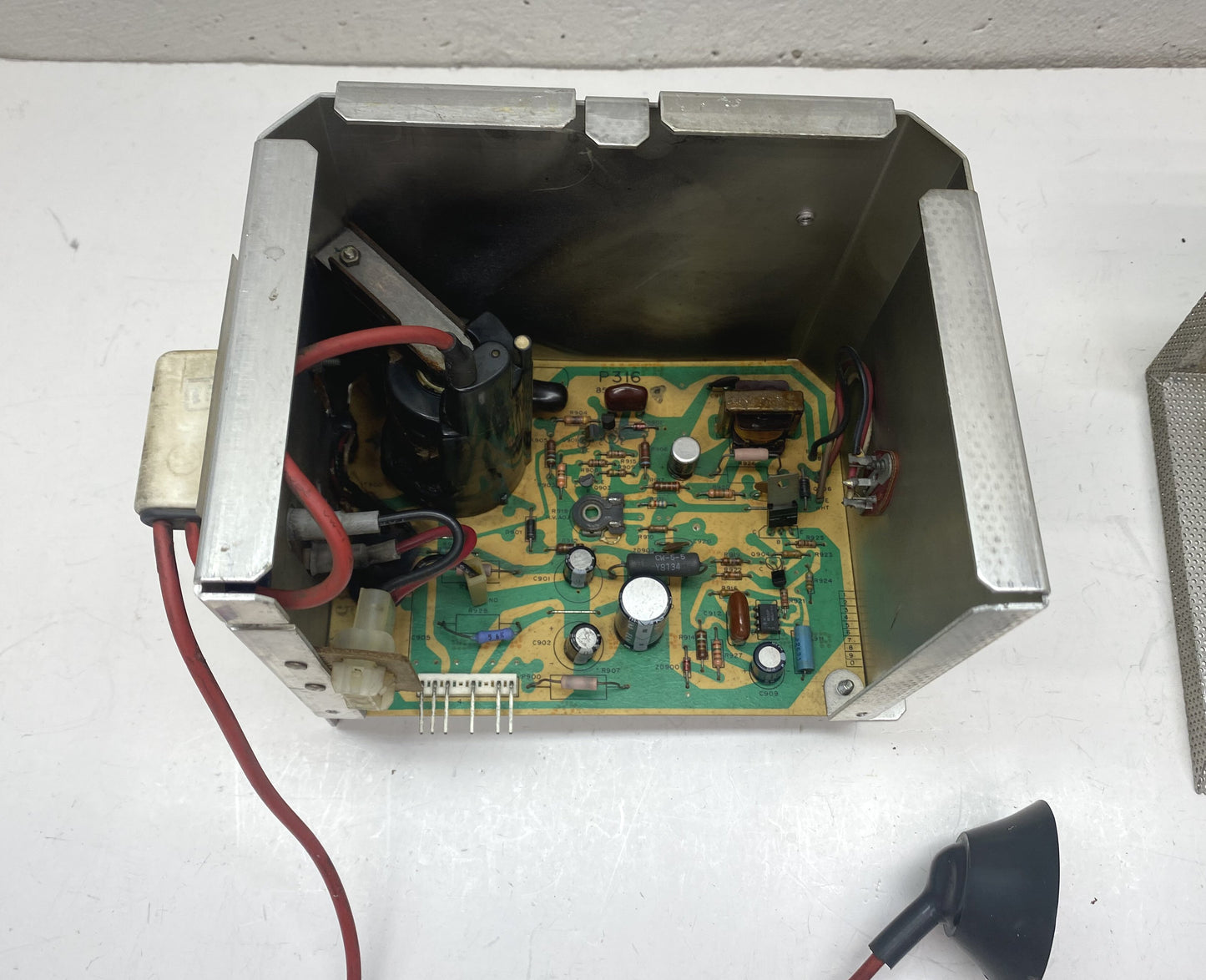 Wells Gardner 6100 Color Vector Monitor High Voltage Unit
