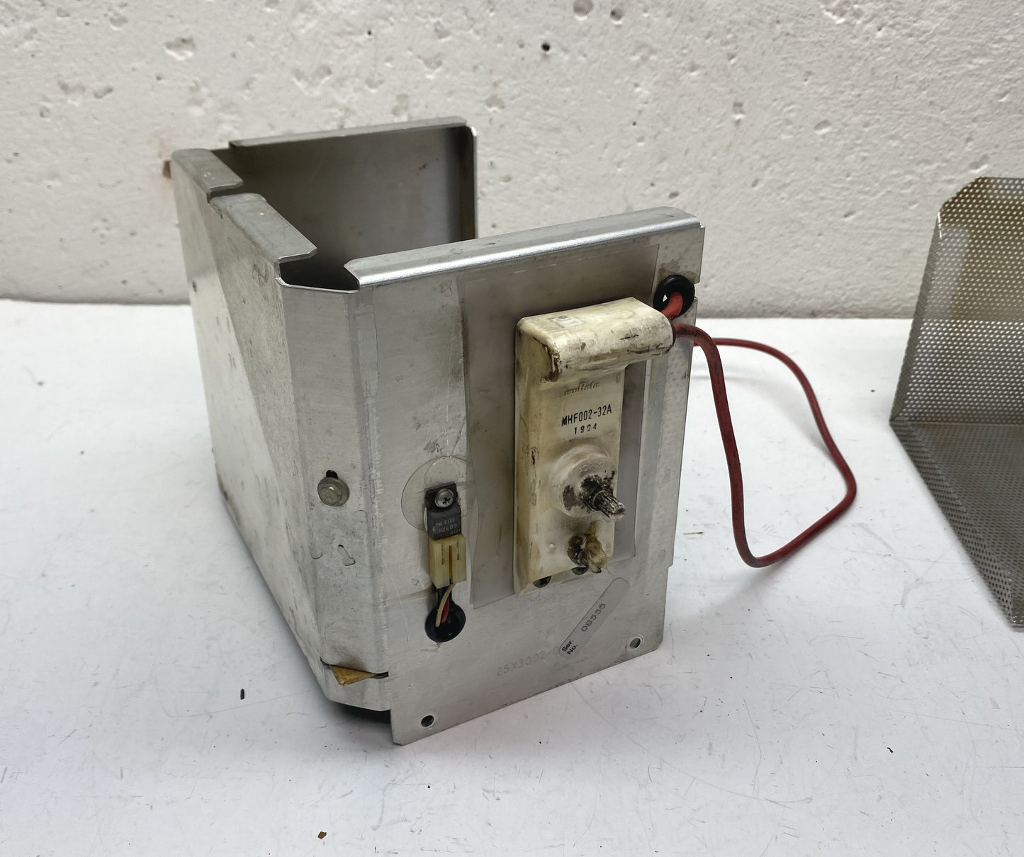 Wells Gardner 6100 Color Vector Monitor High Voltage Unit