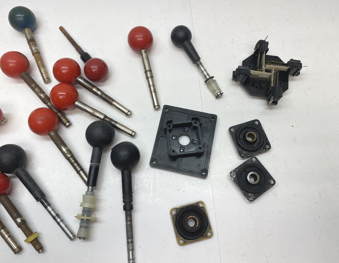 Joystick Lot x 24 Parts