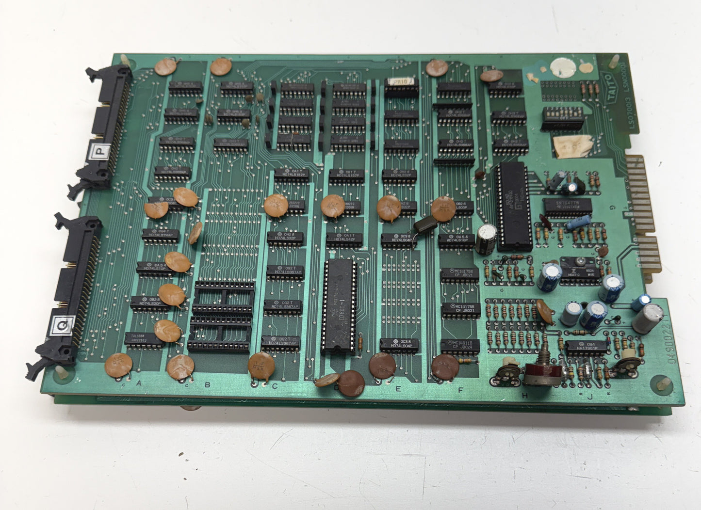 Stratovox Circuit Board Missing Roms for Repair