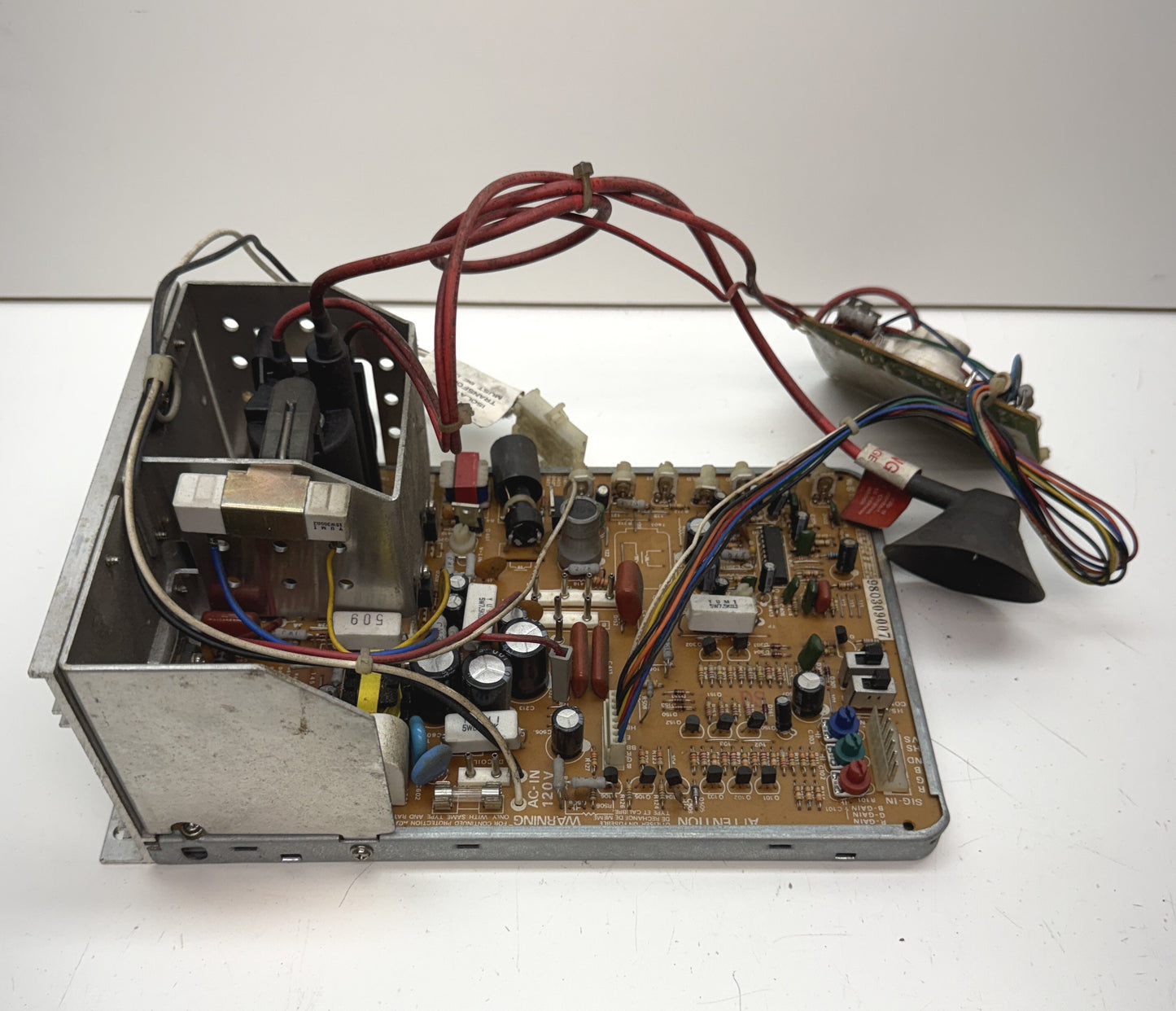 Kortek K1-2-VO Monitor Chassis, Untested