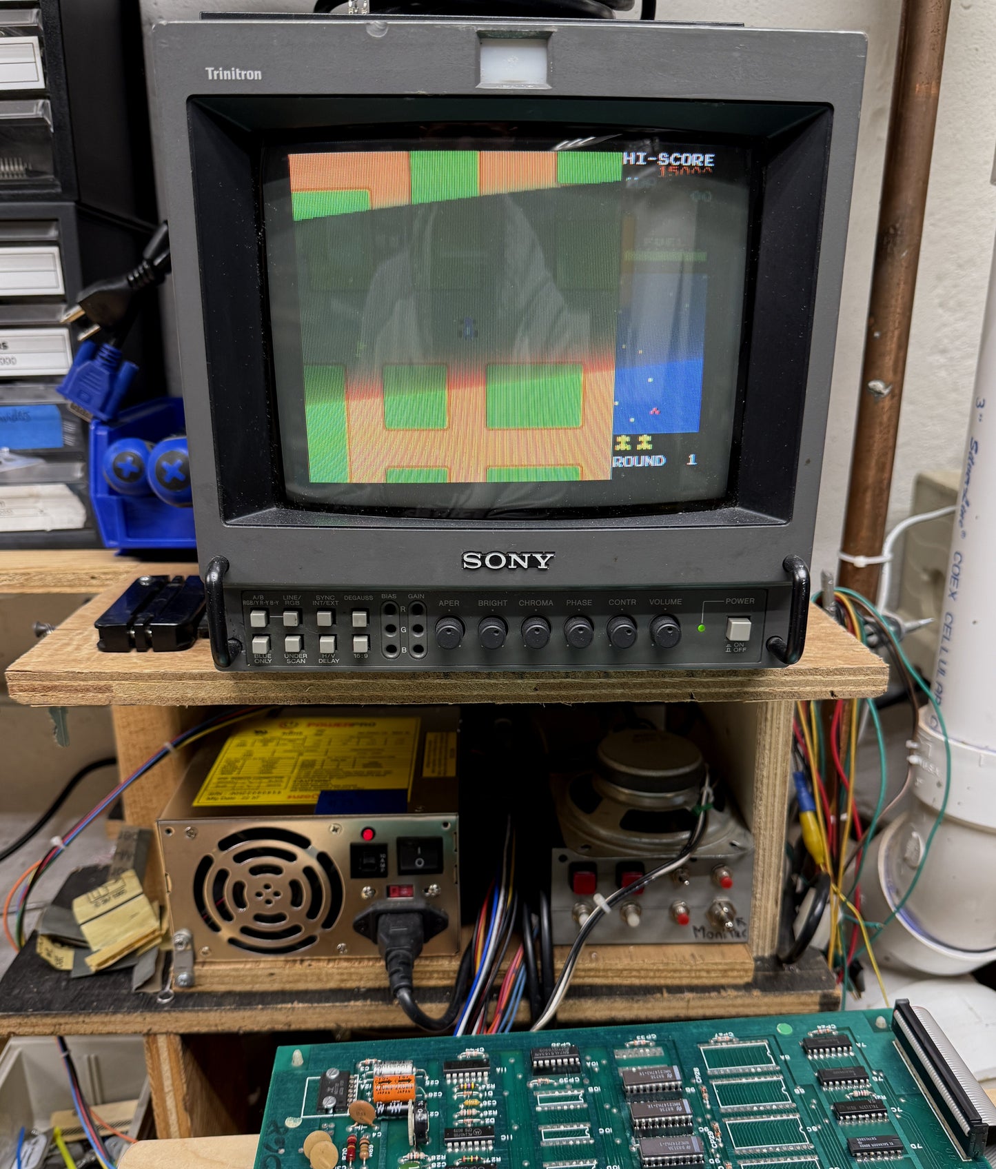 Rally-X Circuit Board, Working