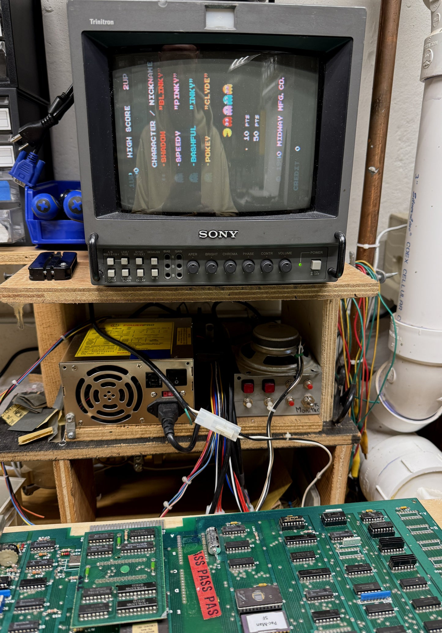 Pac-Man Circuit Board, Works