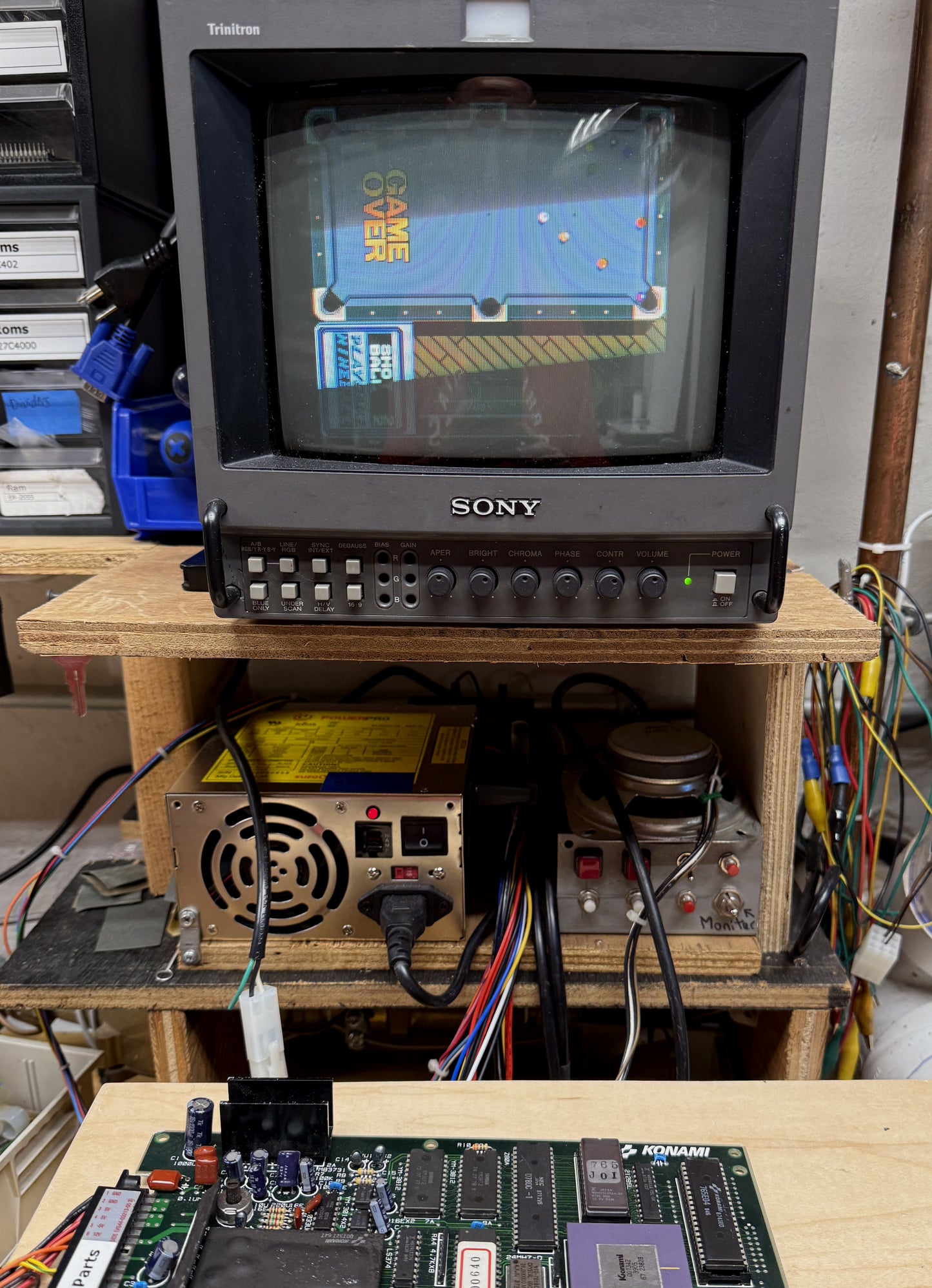 The Hustler Circuit Board, Works