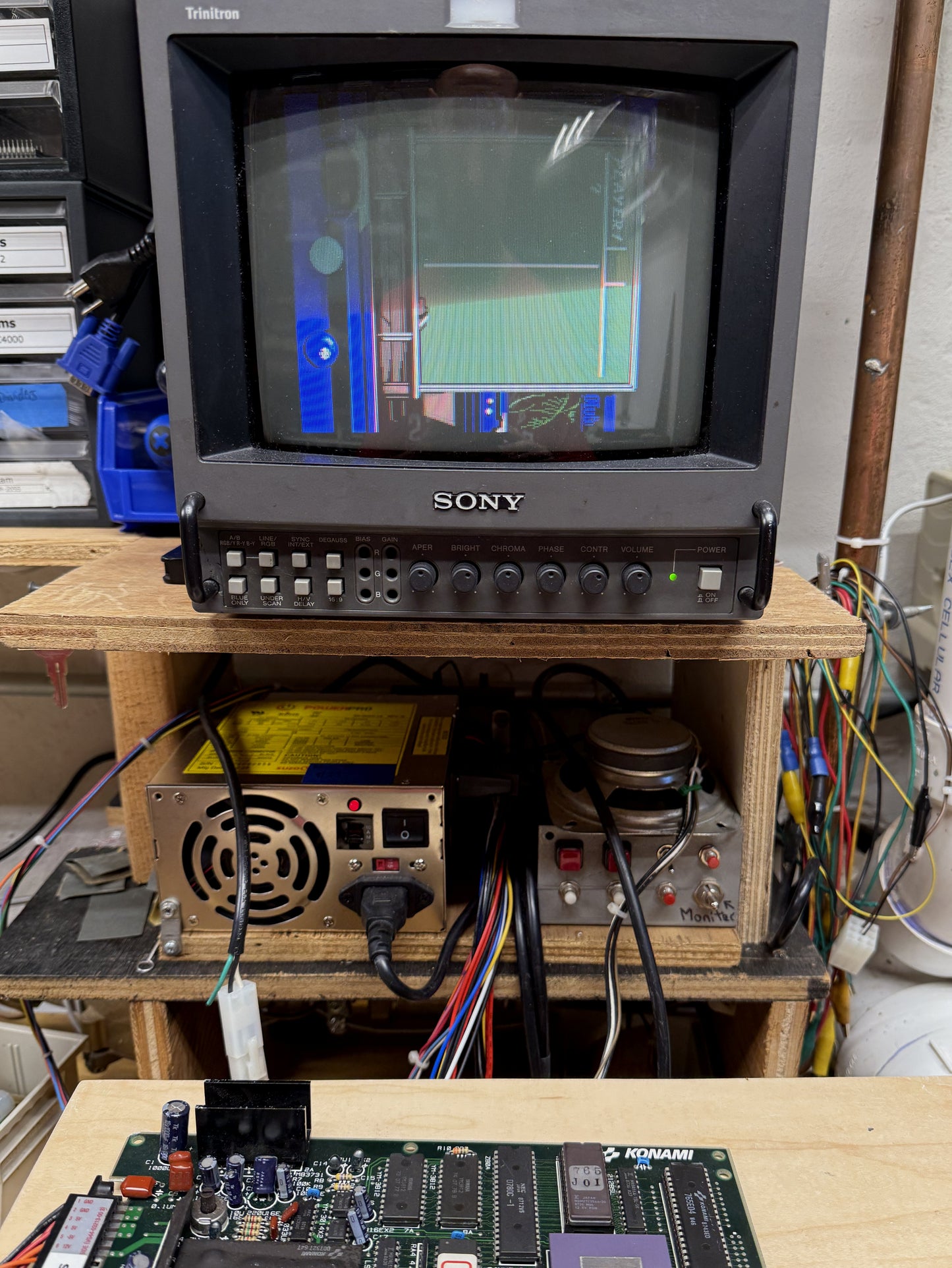 The Hustler Circuit Board, Works