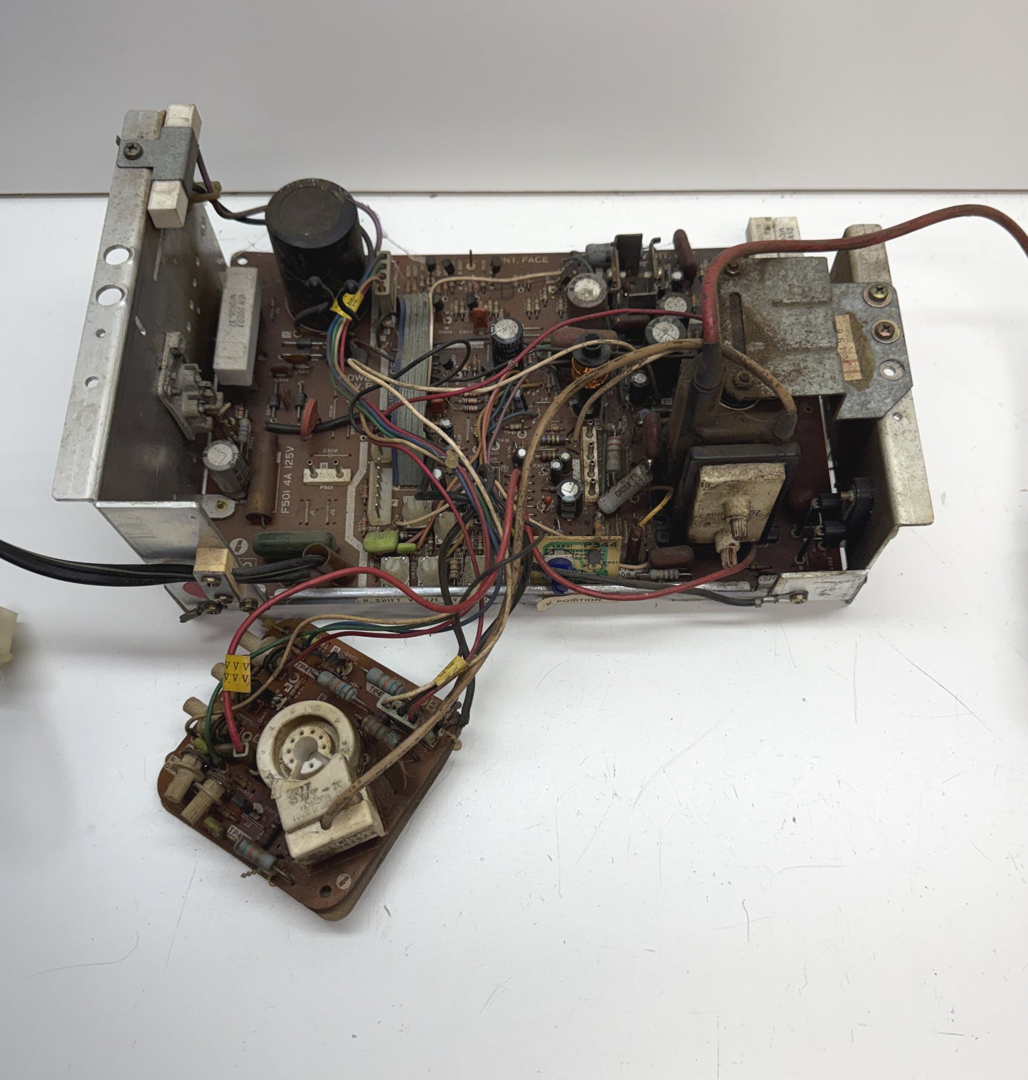 Wells Gardner K4900 19" Monitor Chassis