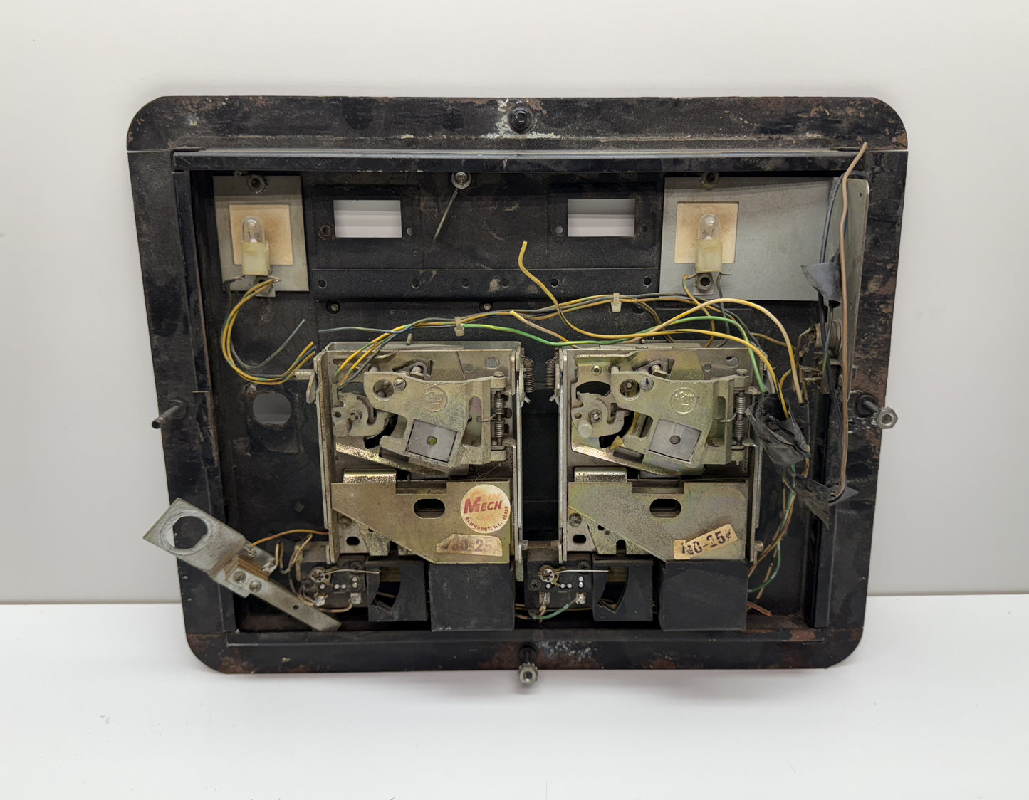 Bally Midway Coin Door, Missing Parts