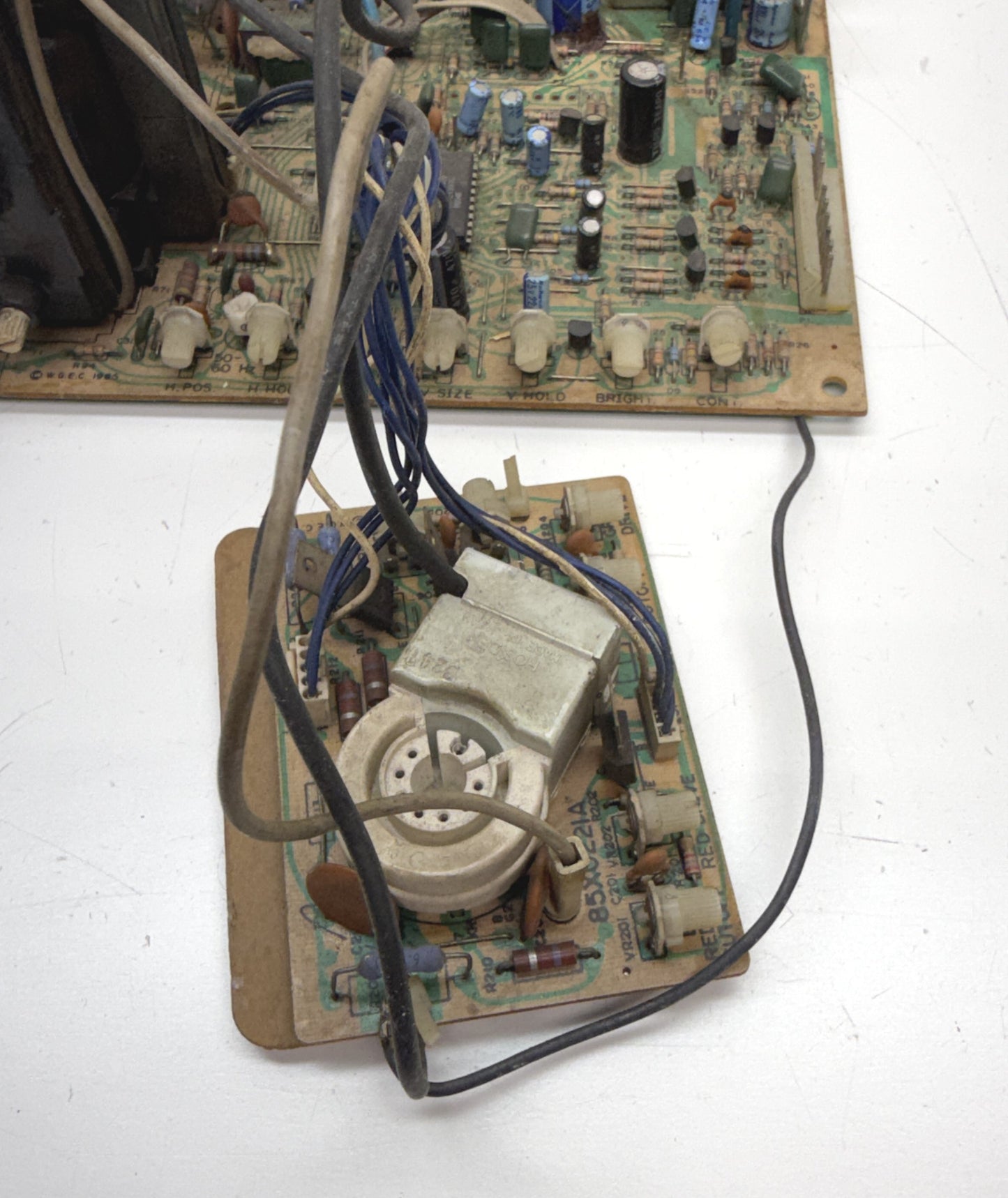 Wells Gardner K7000 Monitor Chassis #2