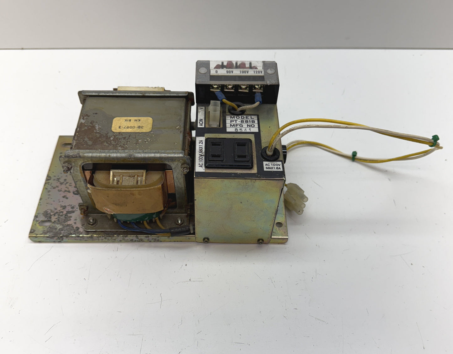 Nintendo Vs. / UniSystem Power Transformer (#PT-881B)