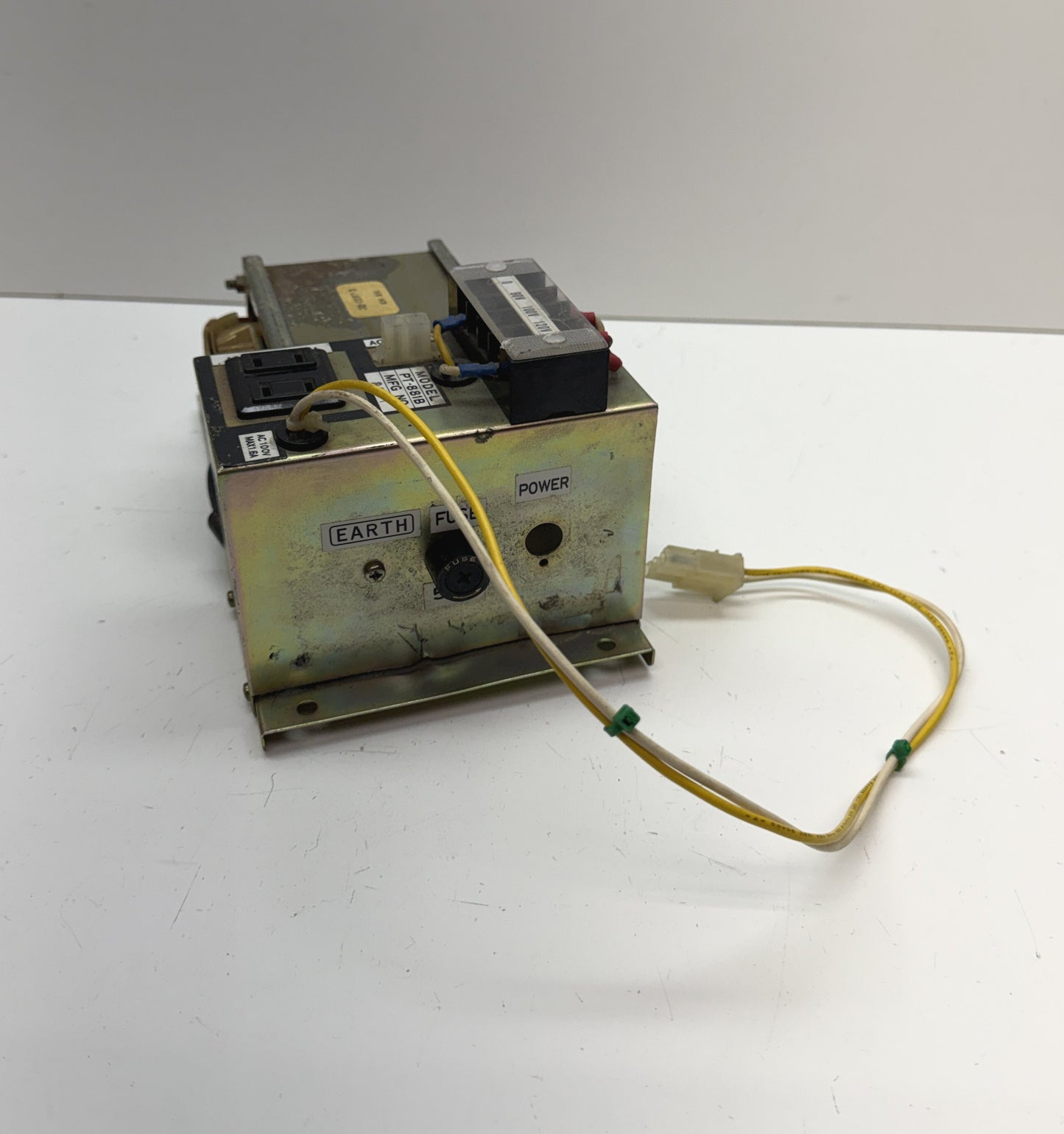 Nintendo Vs. / UniSystem Power Transformer (#PT-881B)
