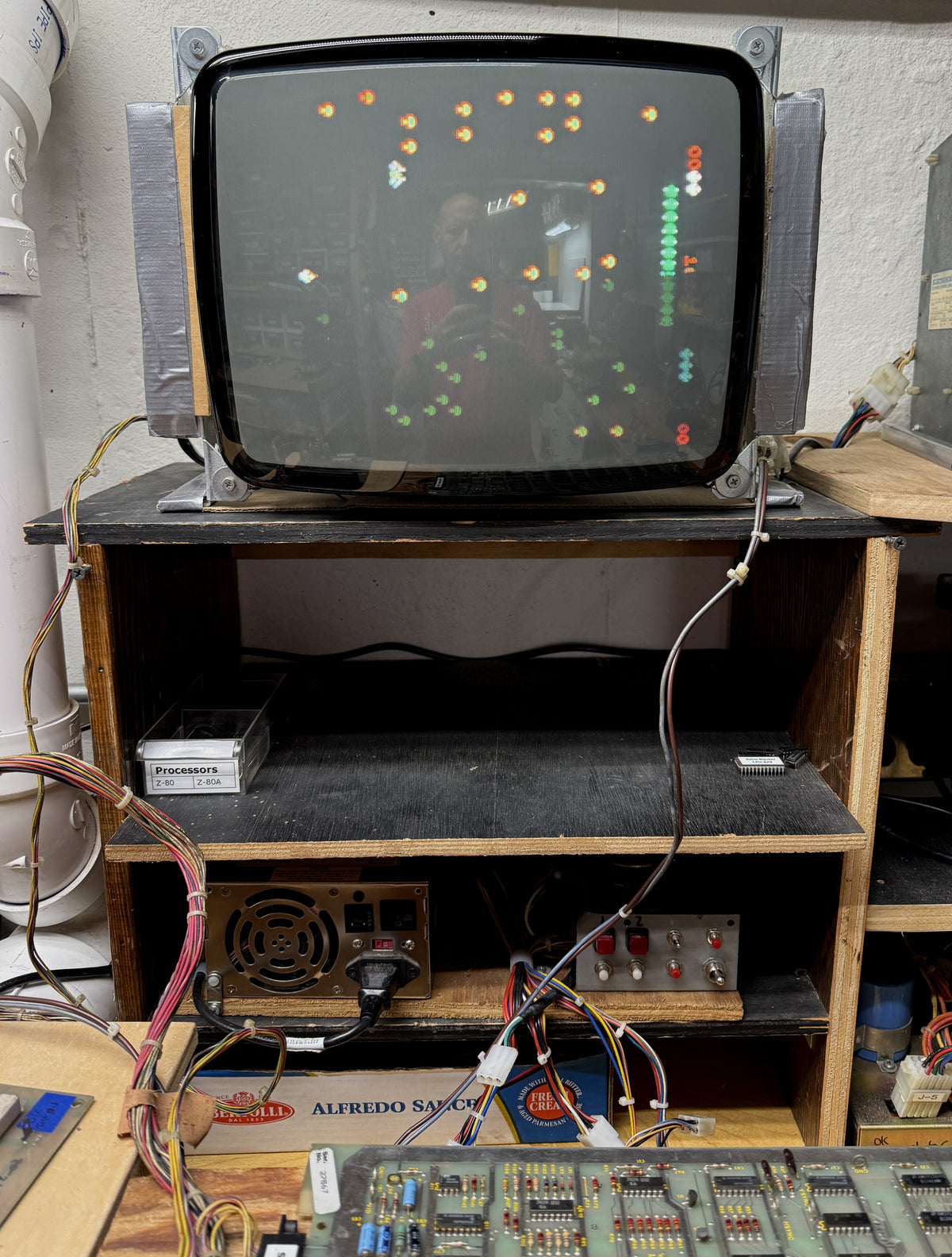 Centipede Circuit Board, Works