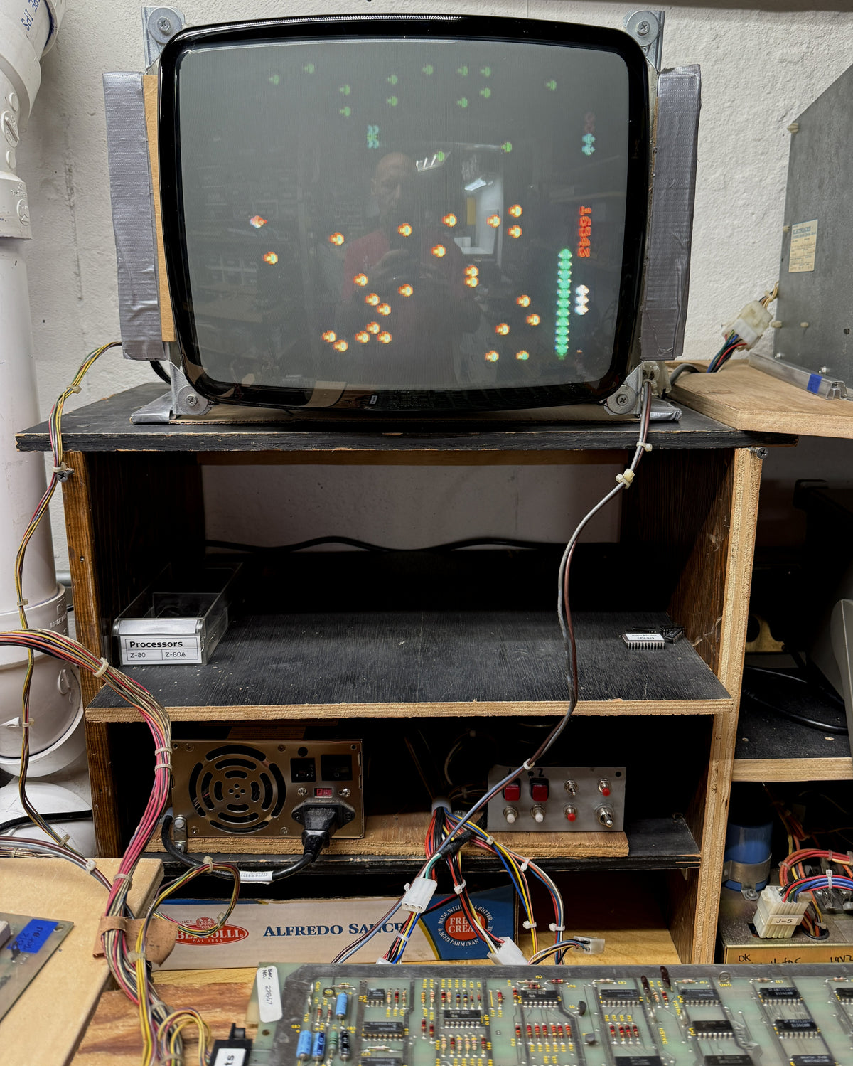 Centipede Circuit Board, Works