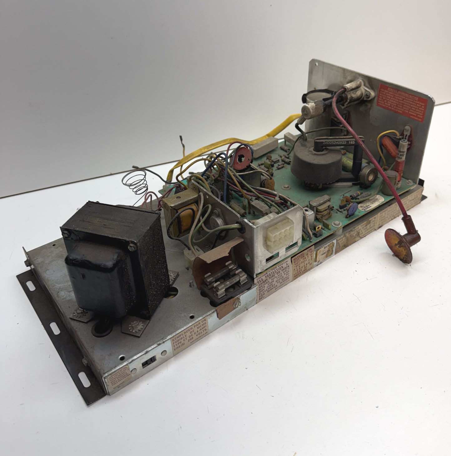 Motorola KV700-A Black & White Arcade Monitor Chassis, Untested