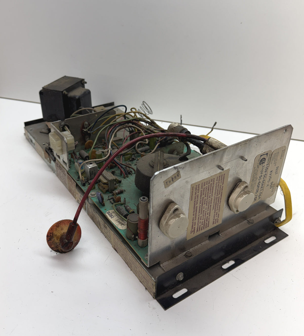 Motorola KV700-A Black & White Arcade Monitor Chassis, Untested