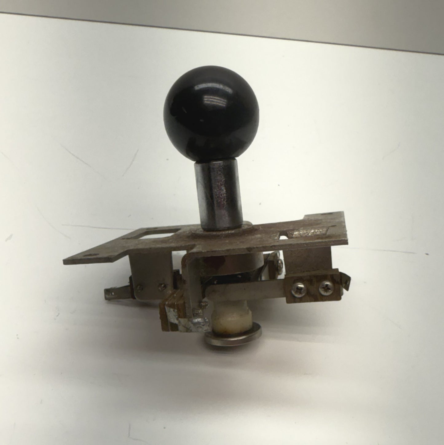 Monroe 4/8-Way Black Ball Leafswitch Joystick
