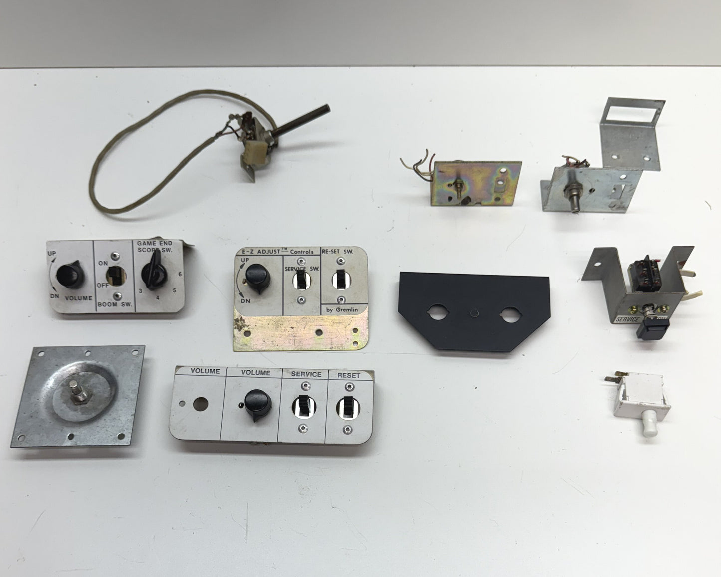 Test Switch Panels, Volume Pots Lot (Sega, Nintendo, Atari)