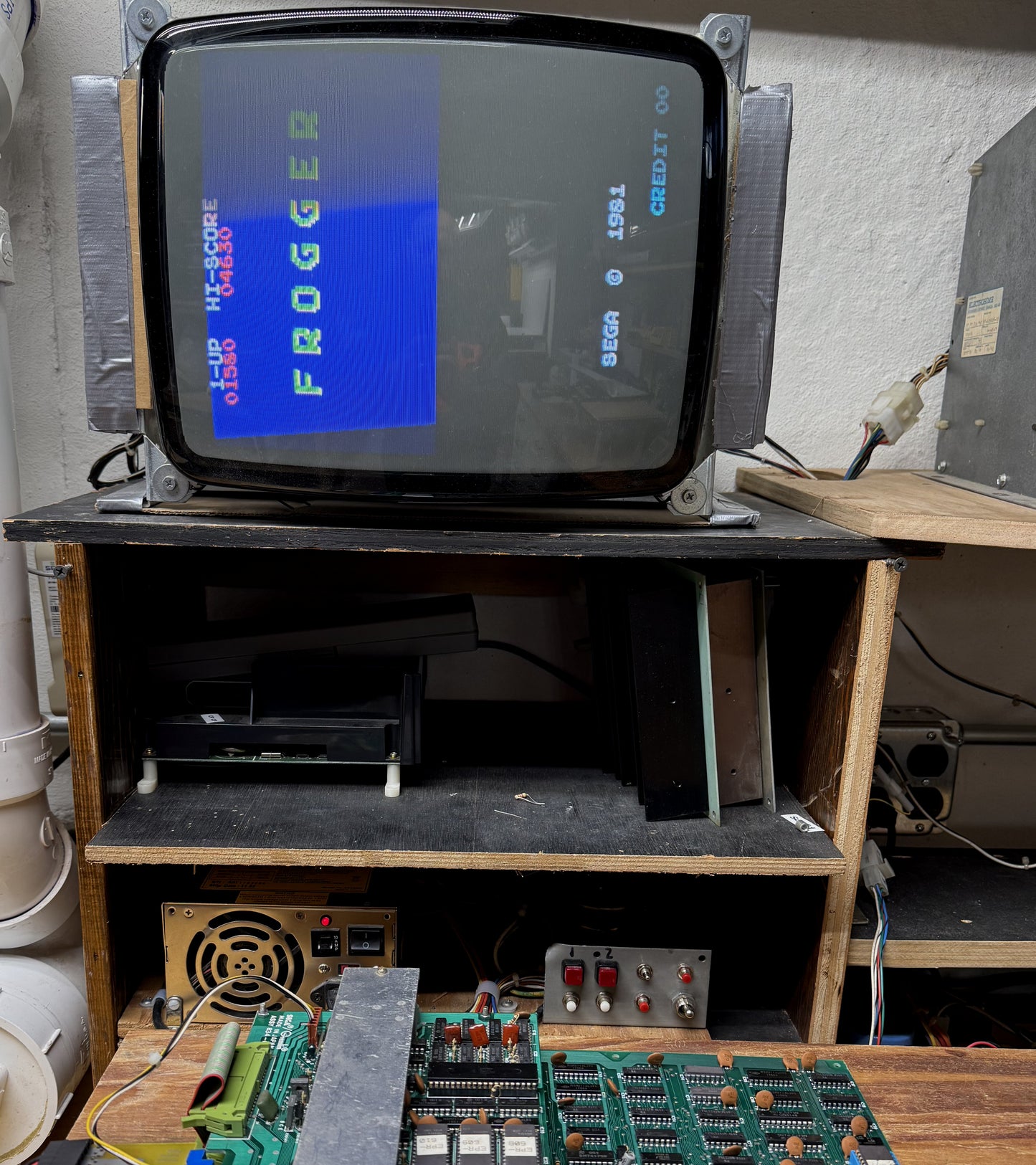 Frogger Circuit Board, Works
